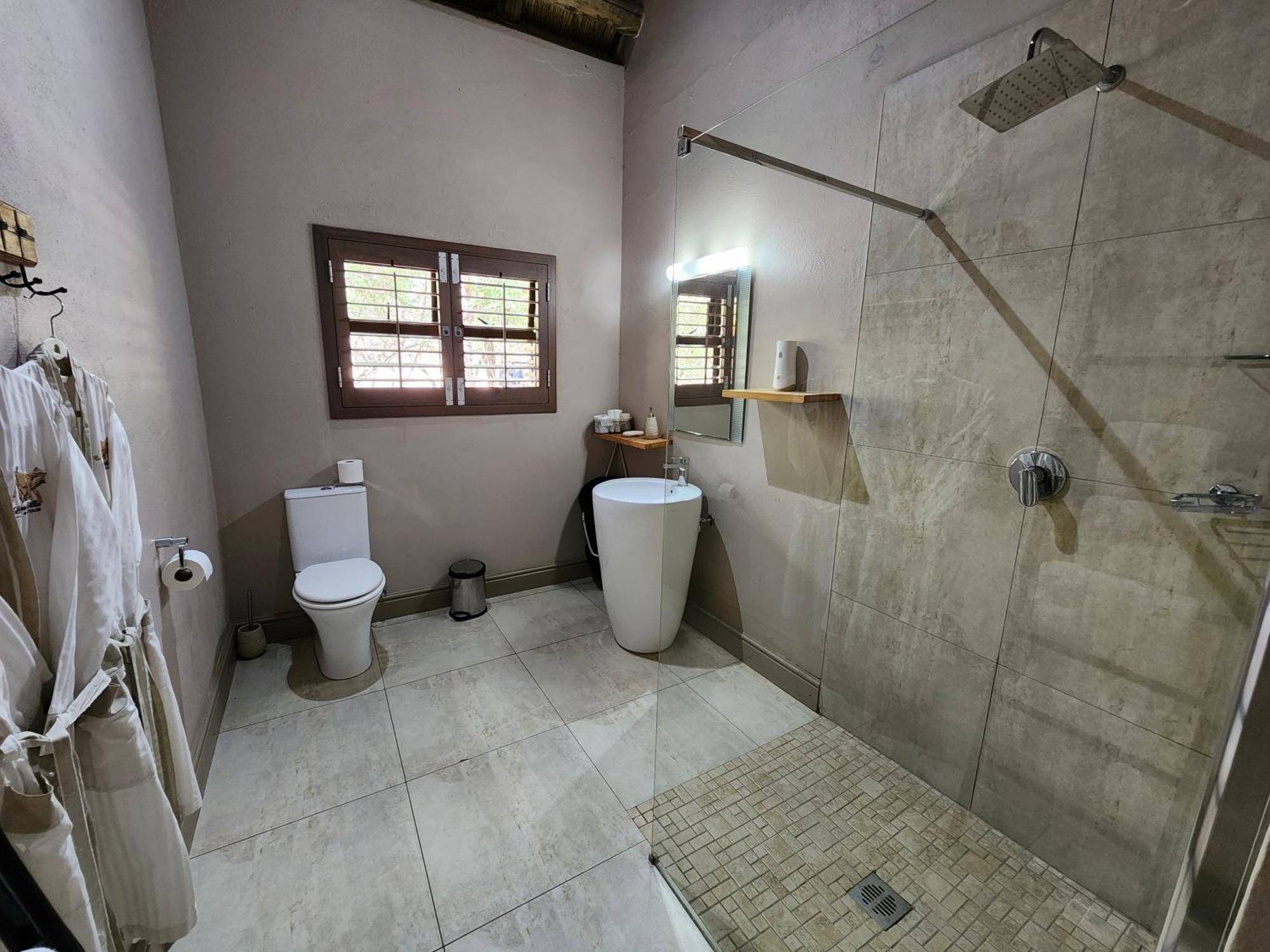 Luvivane Luxury Villa Marloth Park Exterior photo
